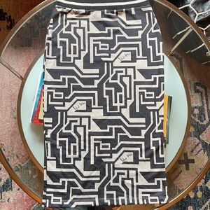 Black/Grey Print skirt